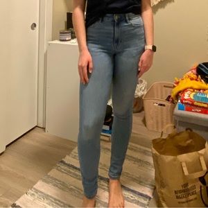 American Eagle Skinny Jeans